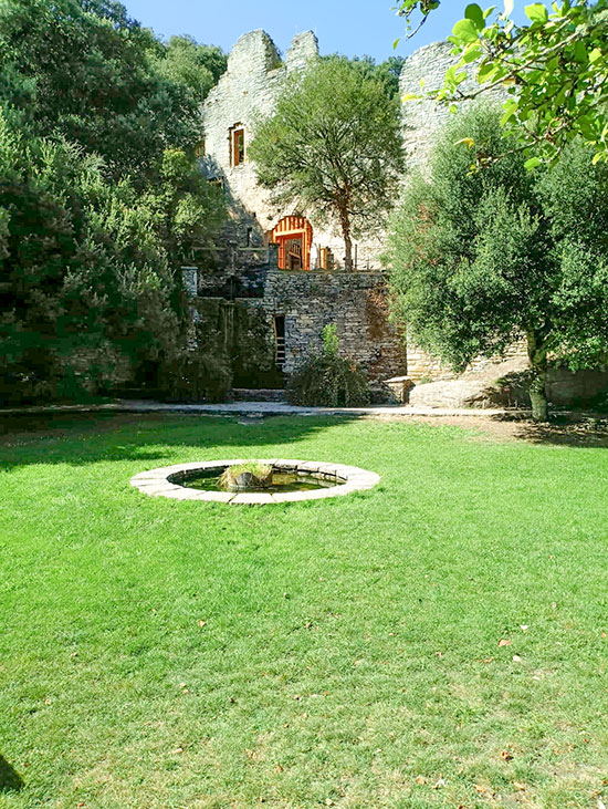 Jardin dentro de Santa Catalina
